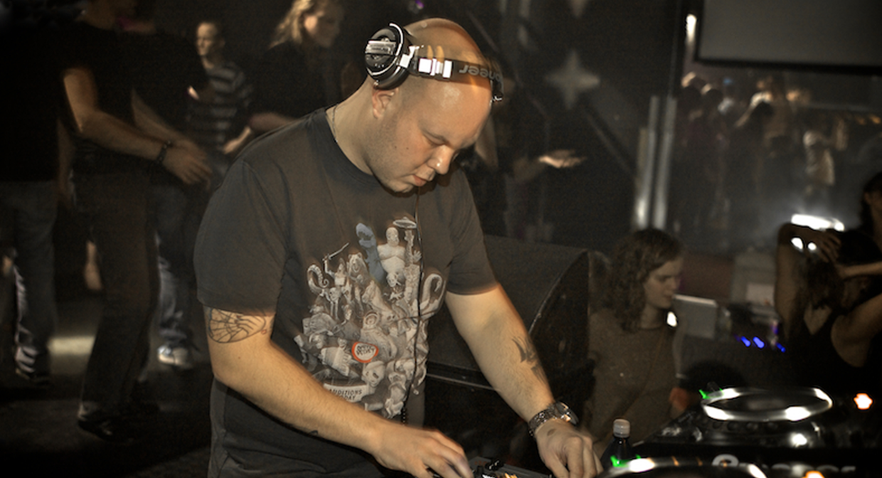 Alan fitzpatrick b wodv